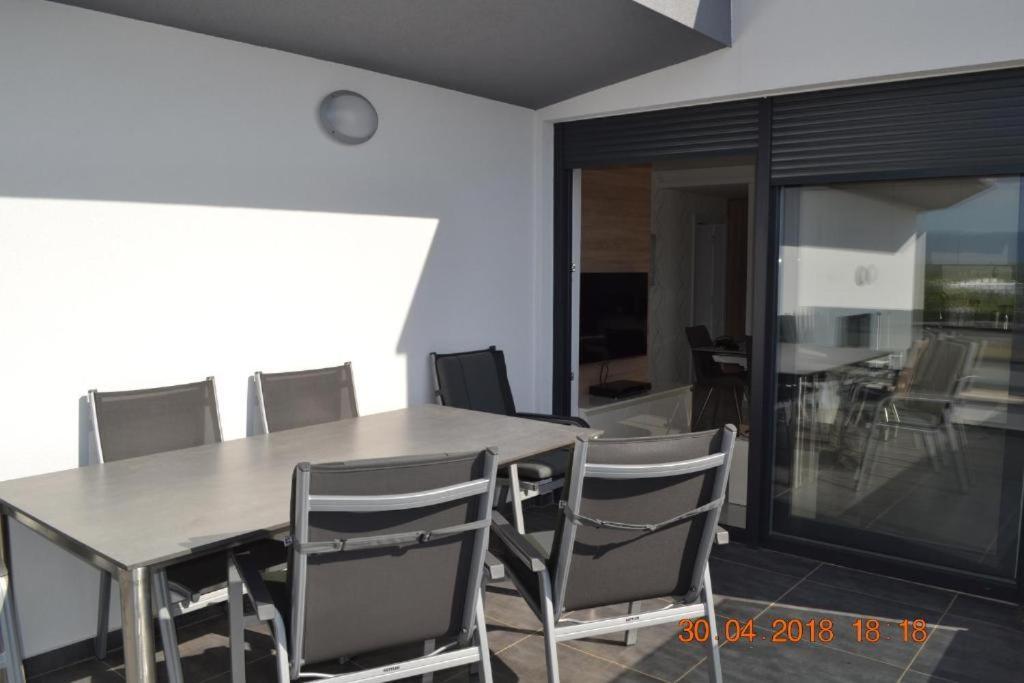 My Paradies - Njivice Penthouse*** Eksteriør billede